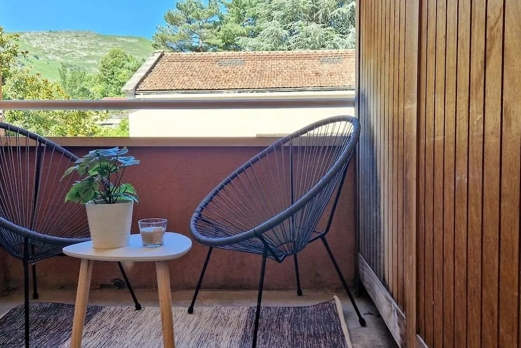 Lourde Center Apartment 3 Bed With Parking Lourdes