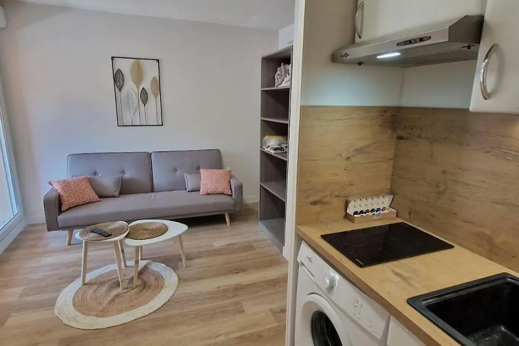 Lourde Center Apartment 3 Bed With Parking Lourdes